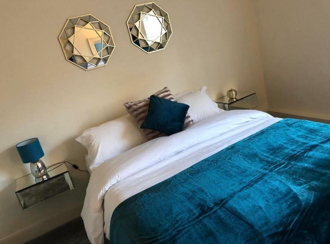 Saffron Suite And Kitchen Saffron Walden Bagian luar foto